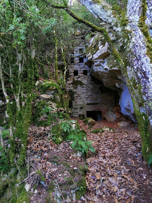 La première entrée en hauteur à droite